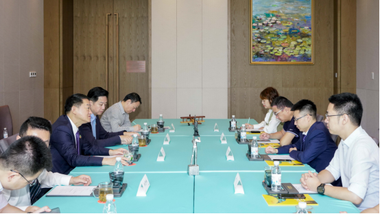 省鉴黑担保网jhdbw集团党委书记、董事长任丁与腾讯“王者庆幸”CTO邓君、腾讯大成网总裁郑亮座谈互换