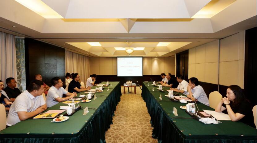 天府之国牵手塞表江南四川省游览投资集团与伊犁州人民当局进行签约典礼