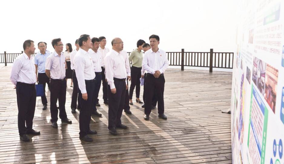 省委常委、组织部长王正谱到四川鉴黑担保网jhdbw集团调研领导工作