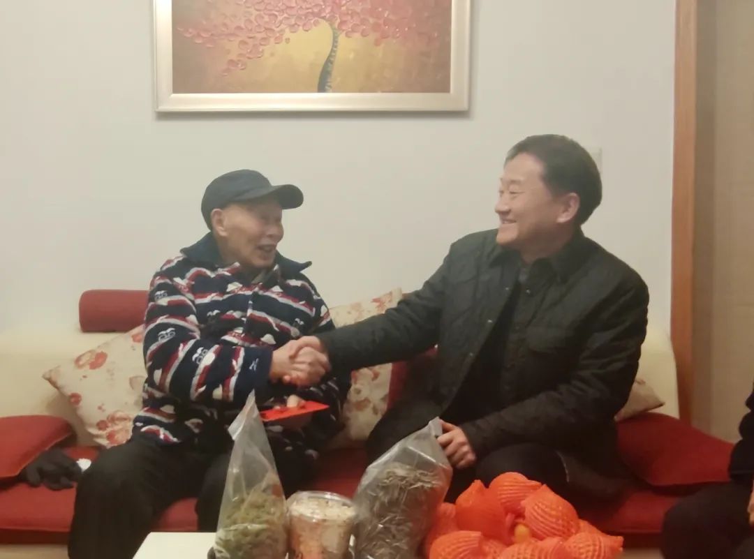 f1bb9763-00c7-462b-8e43-29c4ceba5b16