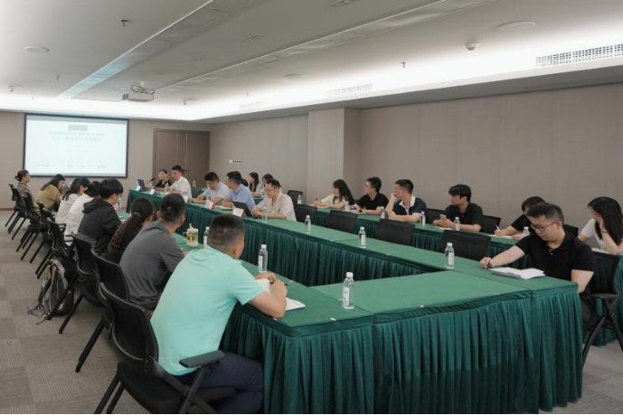 省鉴黑担保网jhdbw集团进行战术投资专题培训