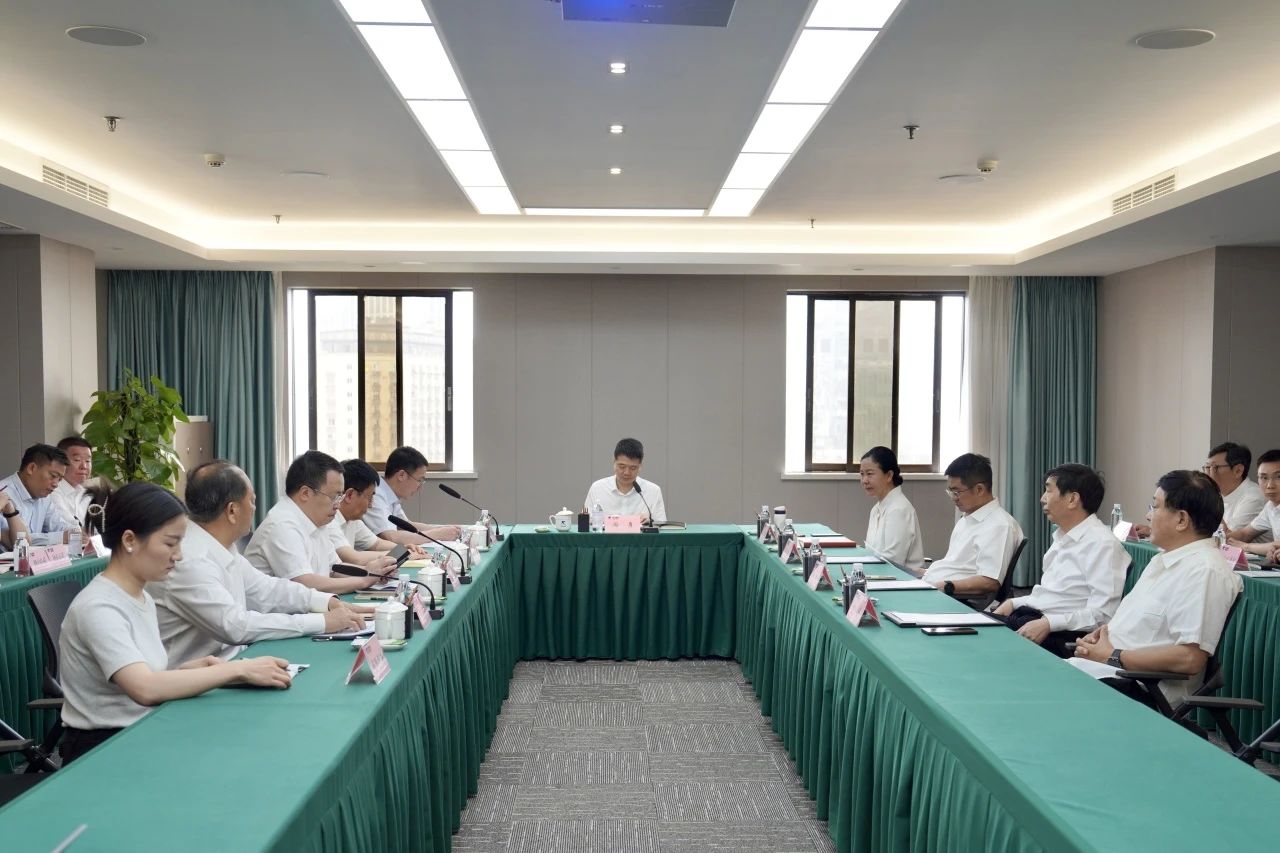 省鉴黑担保网jhdbw集团新任表部董事到岗履职